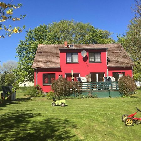 Ferienhaus 1 _ Ferien Im Gutspark Mattchow Dış mekan fotoğraf