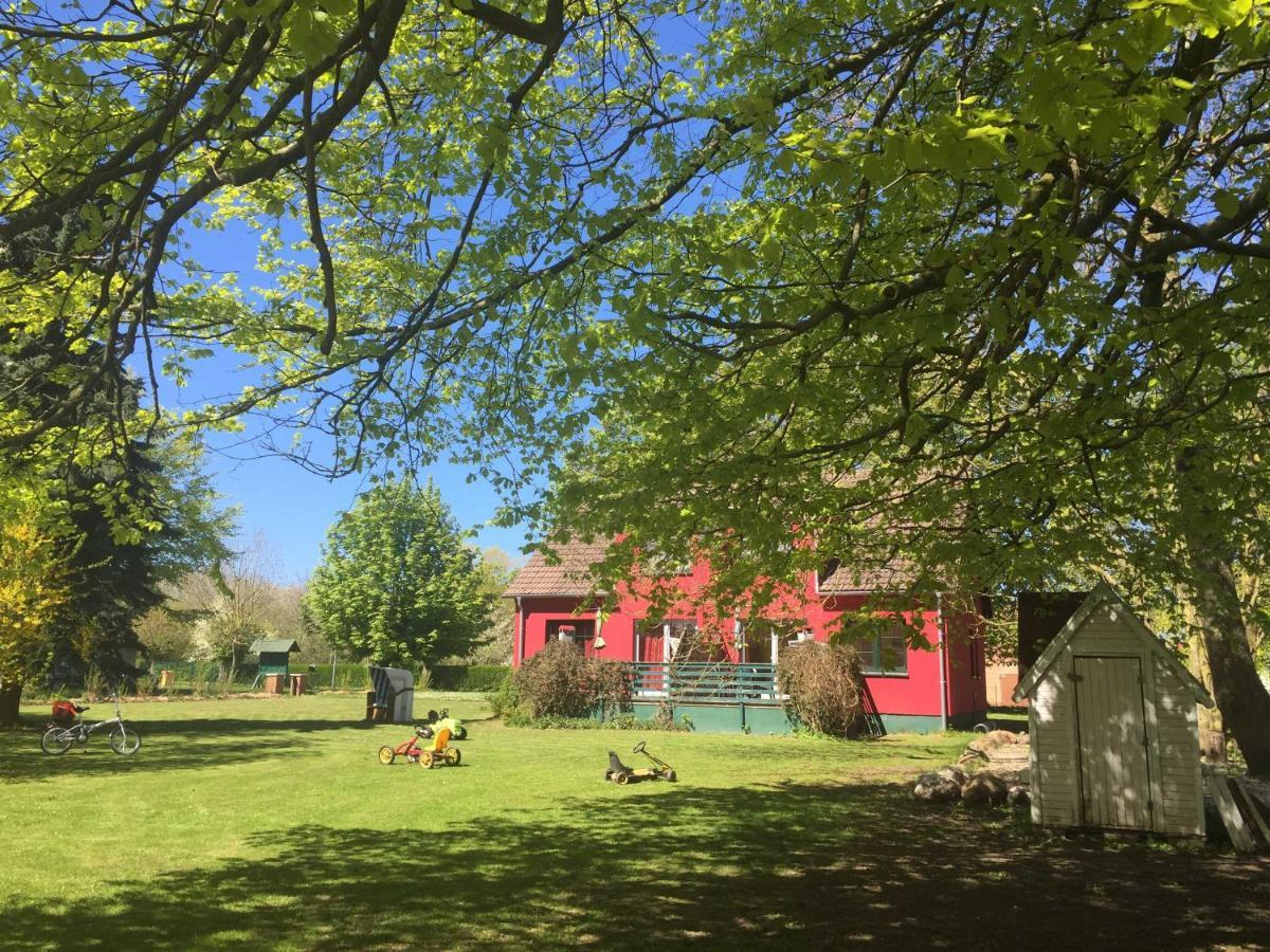 Ferienhaus 1 _ Ferien Im Gutspark Mattchow Dış mekan fotoğraf